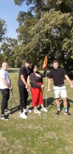 www.sousoszatec.cz-rene-ja-a-vyjeli-jsme-na-golf-golf-2-142x300.jpg